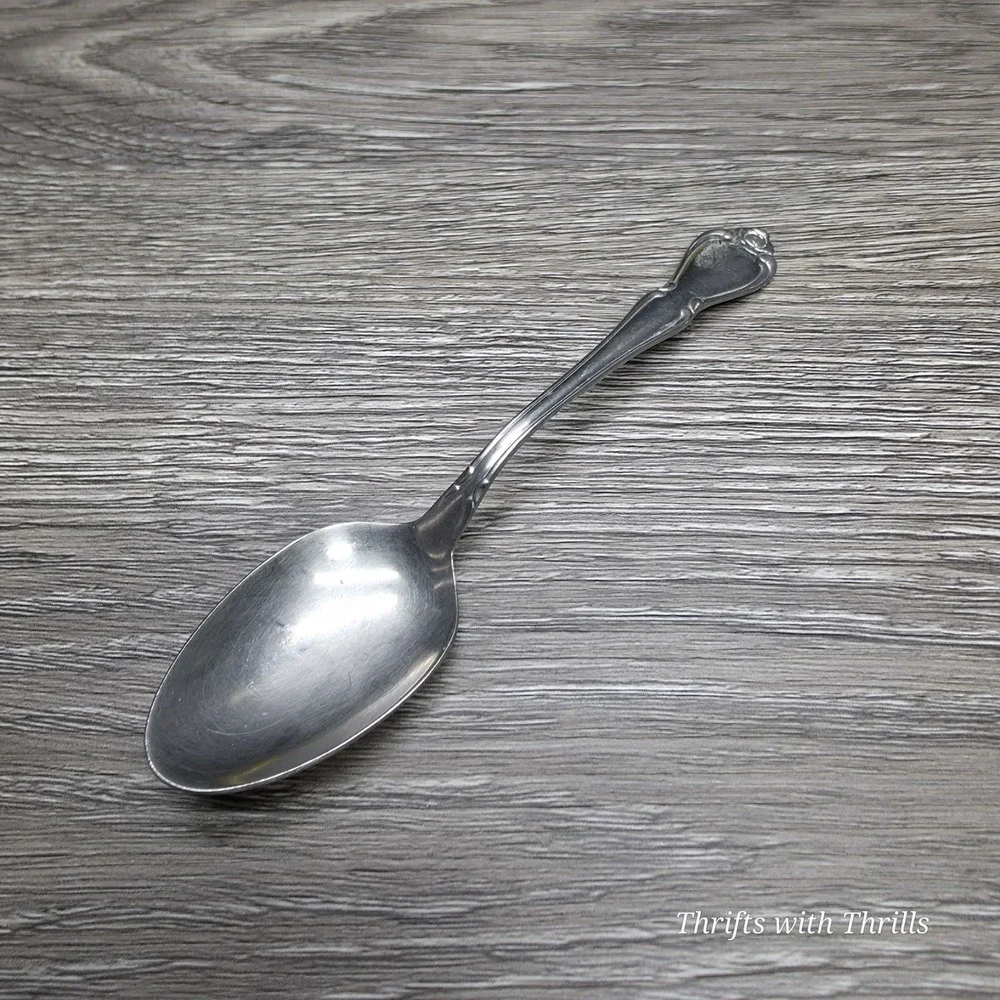 9 Collectible Spoon & Fork Bundle - Rogers,‎ Oneida, Rolex, San Francisco,  More